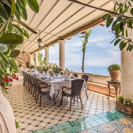 Amore Rentals - Villa San Giacomo فيلة