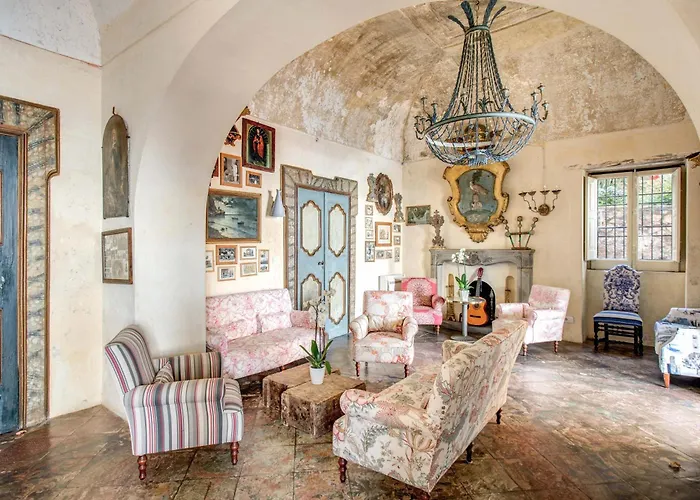 - San Giacomo Villa *