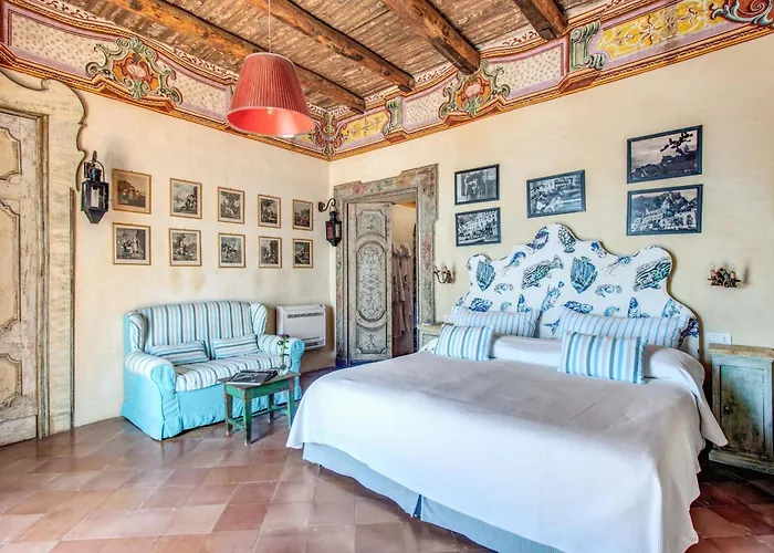 - San Giacomo * Positano