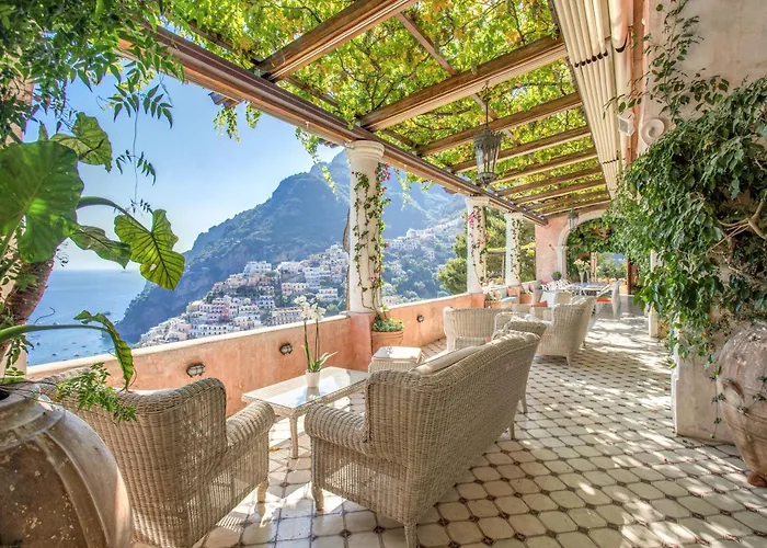 - San Giacomo Villa Positano